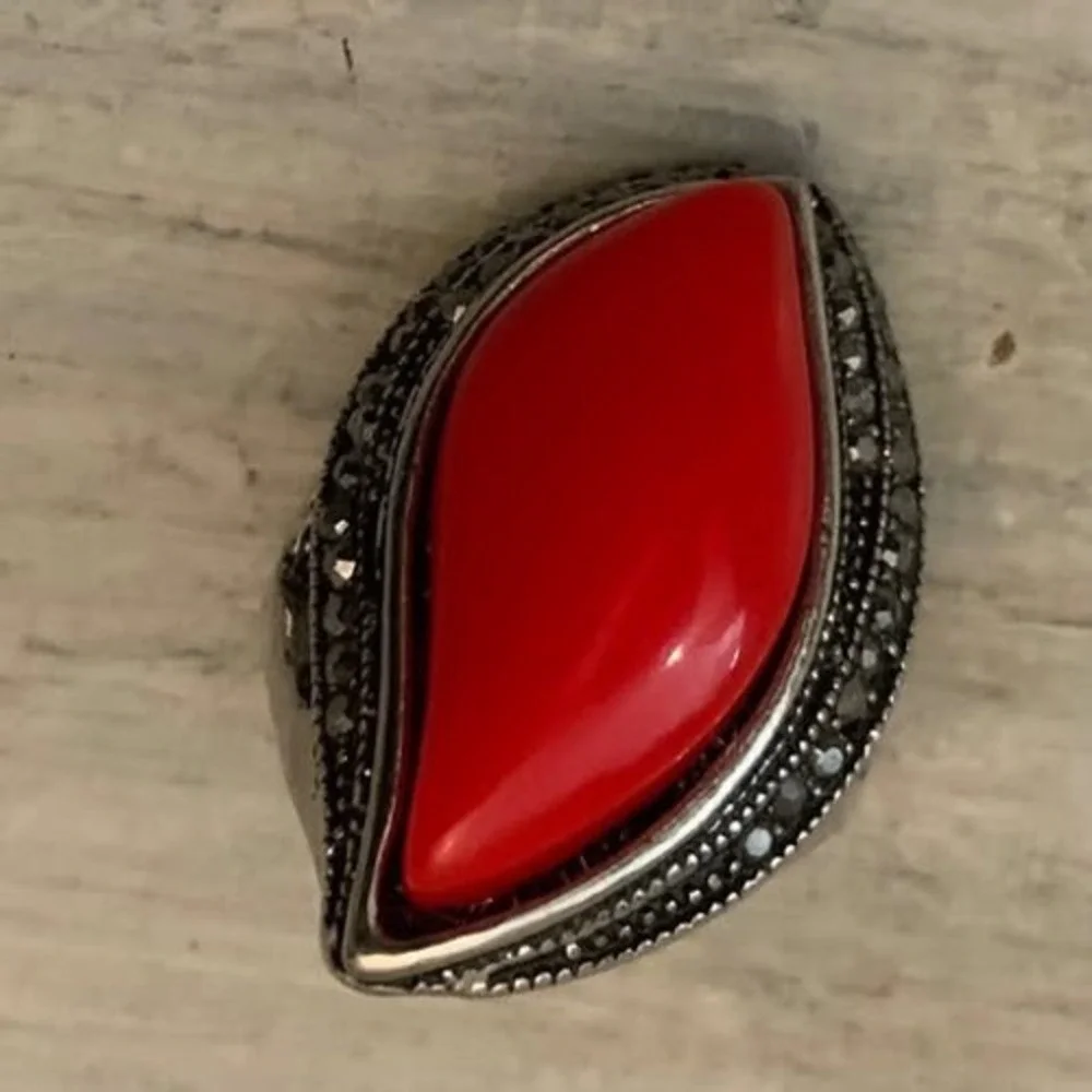 Art Deco Style Coral & Silver Oversized Studded Statement Ring GC